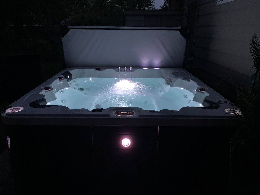 Liberty Spas LYS6000 Luxury 240V 6 Person Spa